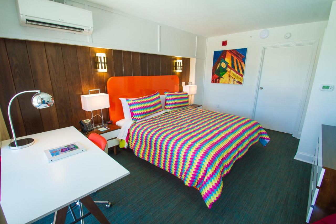Mother Earth Motor Lodge Кинстън Екстериор снимка